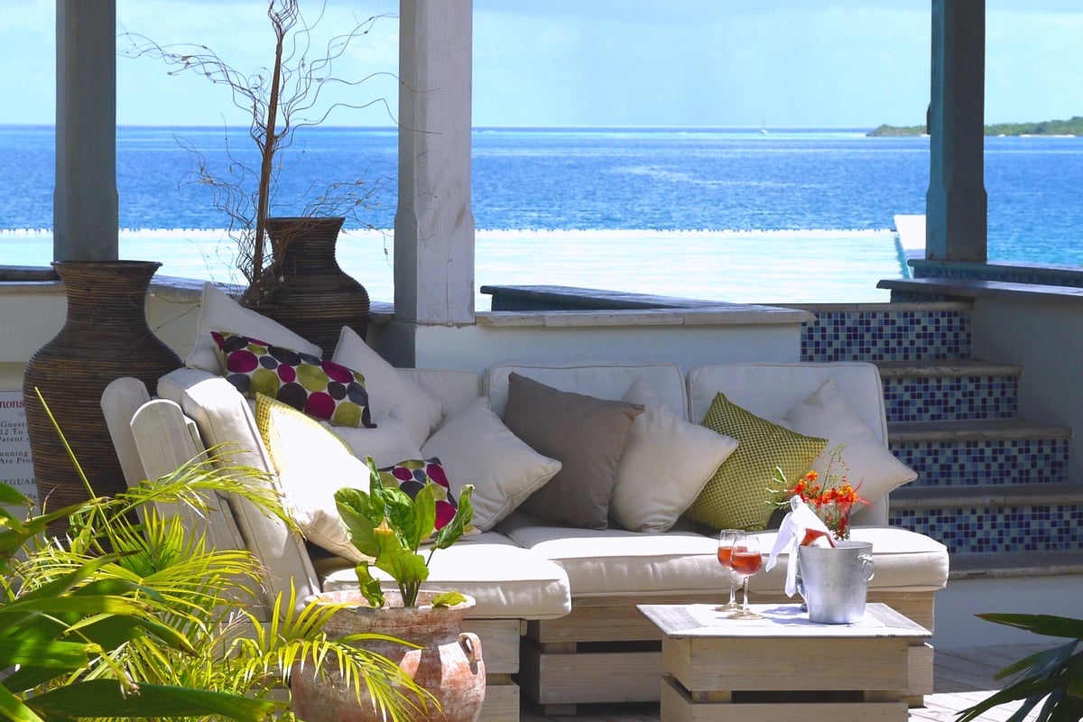 Resort_RestPoolLounging_HR6_4.jpg